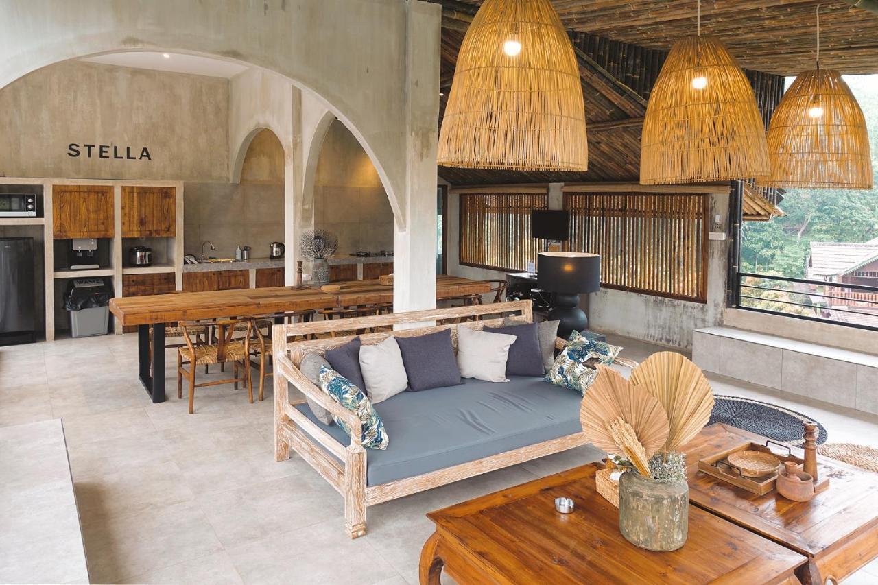 Stella By The 100 Villa Bogor